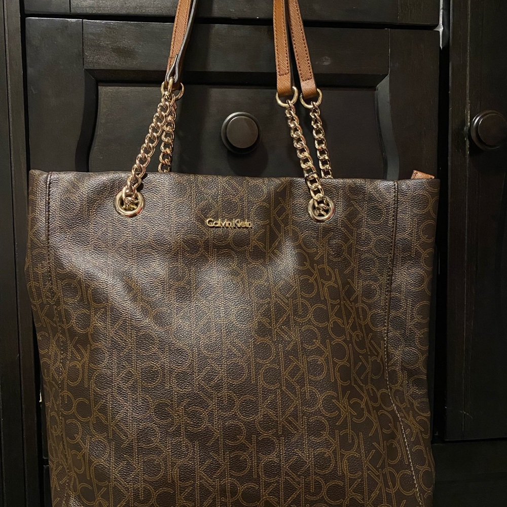 Calvin Klein leather chain handbag